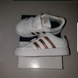 Toddler girls Adidas white shoes